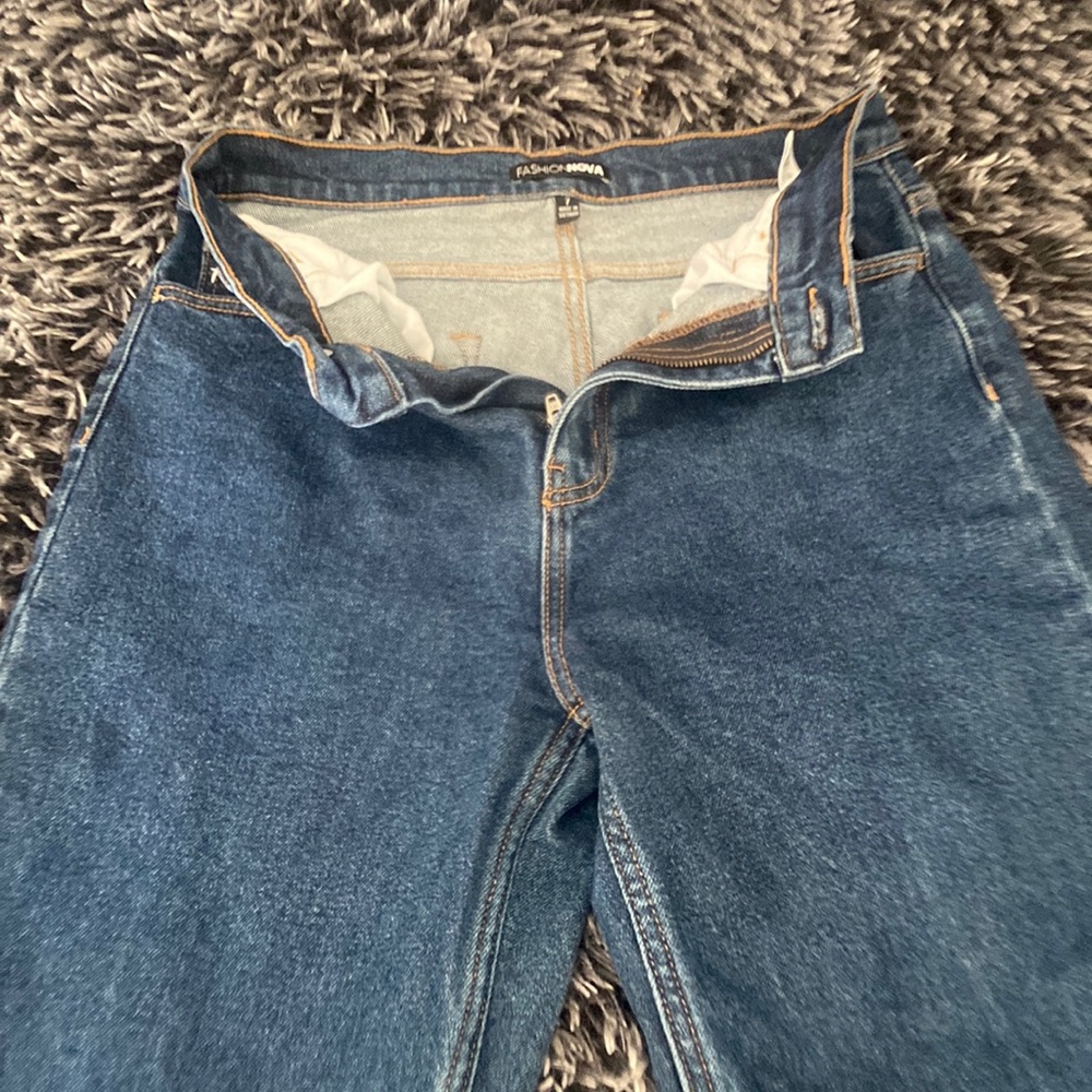 Fashion nova mom jeans